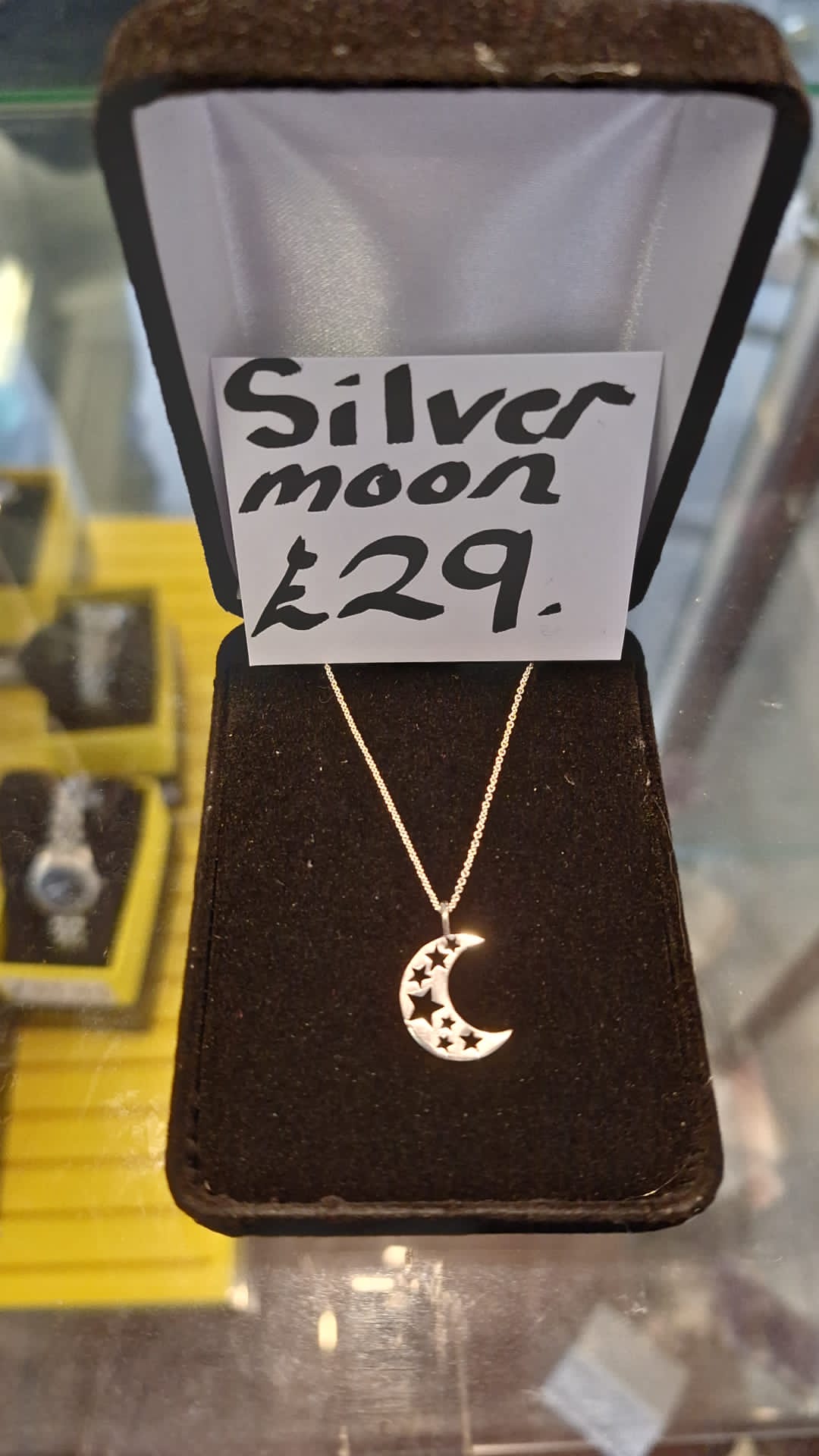 925 Silver Moon Pendant and chain