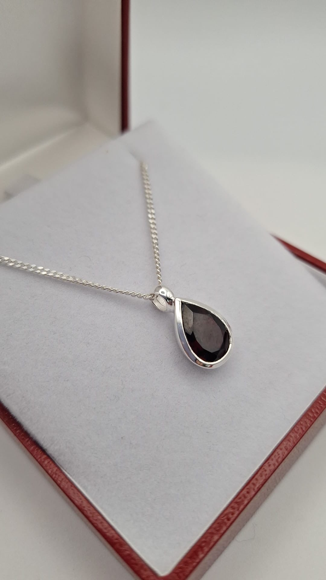 925 Silver Tear drop Garnet Pendant and Chain