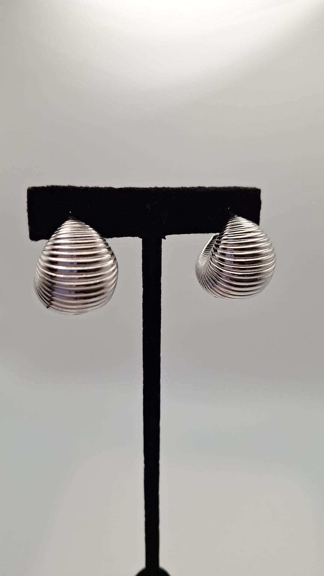 925 Sterling Silver Rhodium plated Chunky Ribbed Hoop style earrings