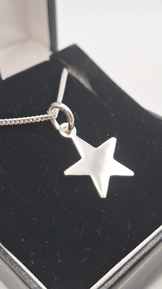 925 Solid Silver Star Pendant and Curb Chain