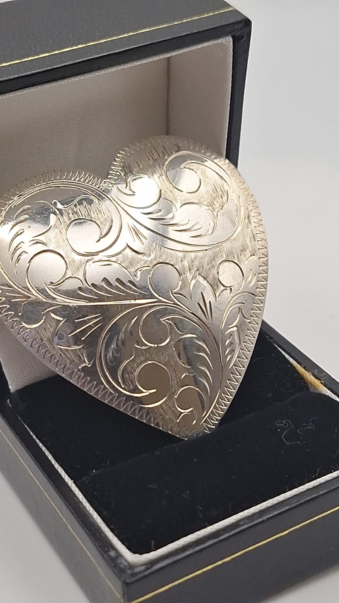 Vintage 925 Silver Heart design Brooch