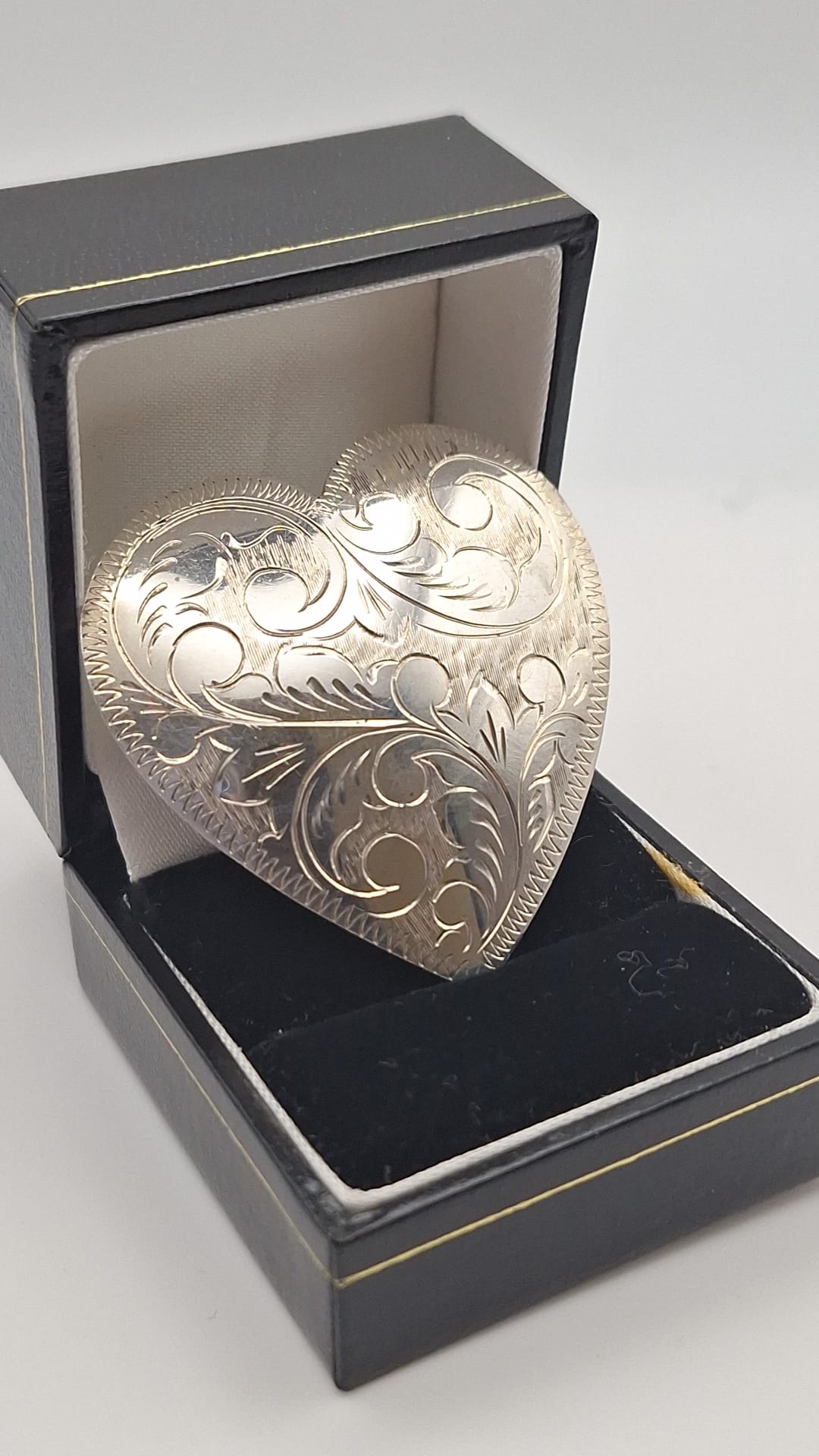 Vintage 925 Silver Heart design Brooch