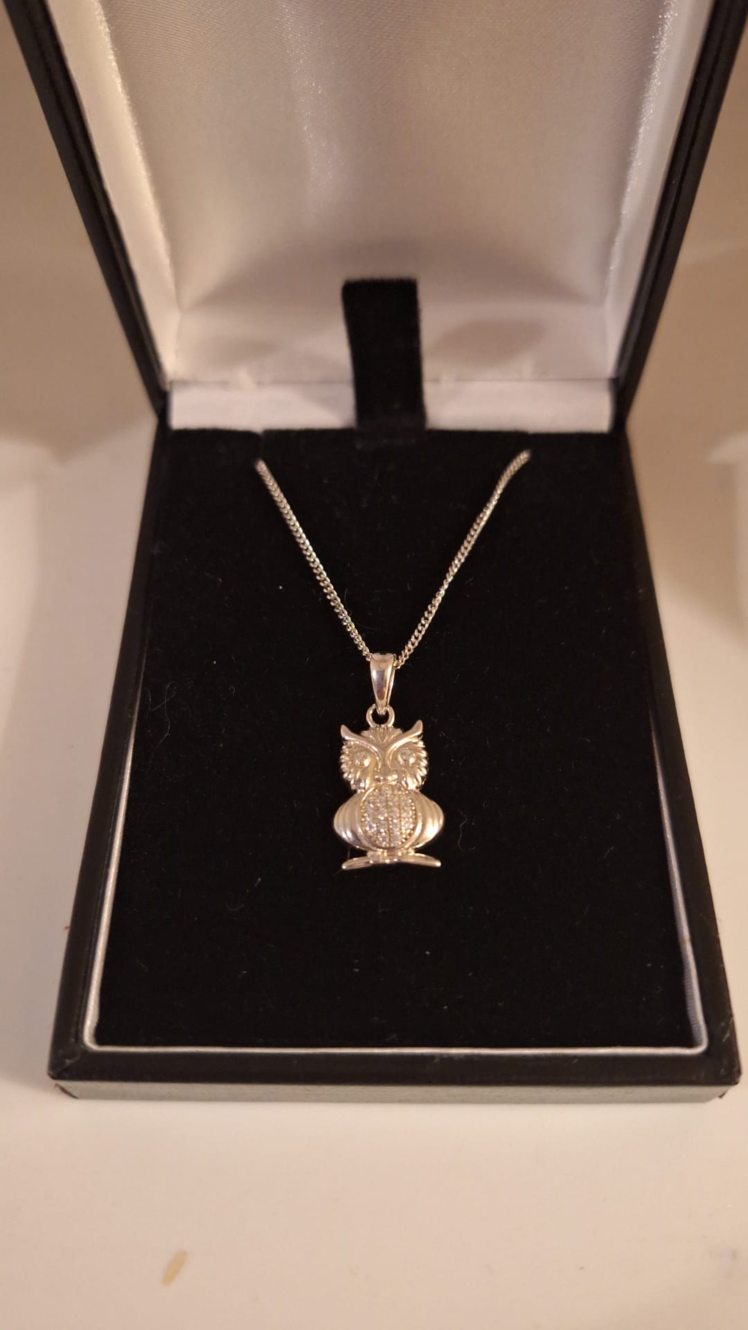 925 Silver and Rhodium Plated Cubic Zirconia set Owl Pendant