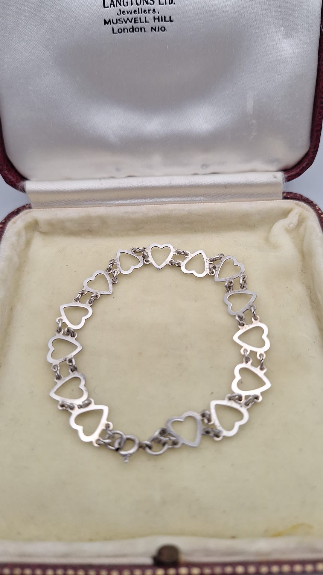Pre Owned 925 Silver Heart Bracelet