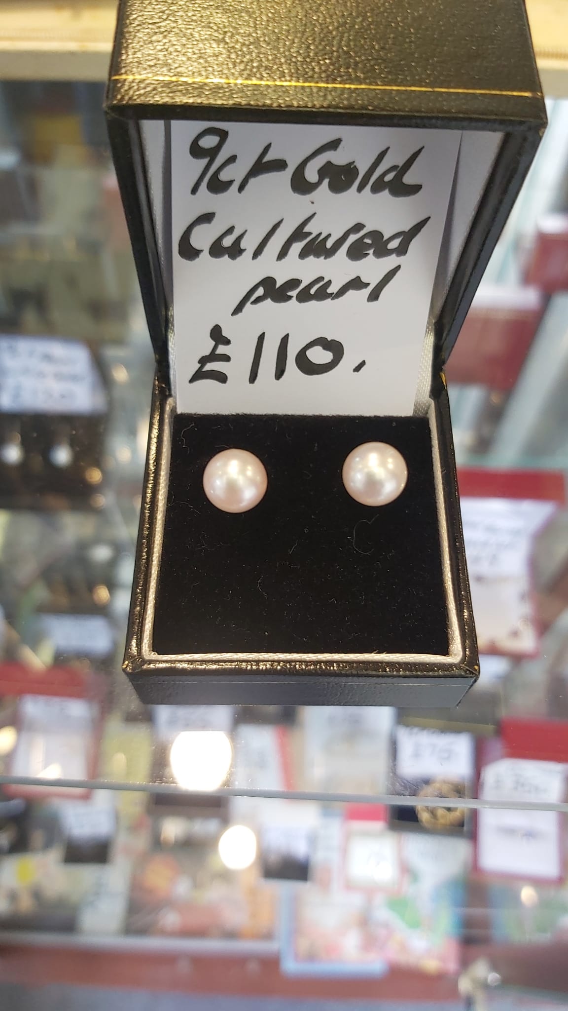 9ct Gold Cultured Pearl studs