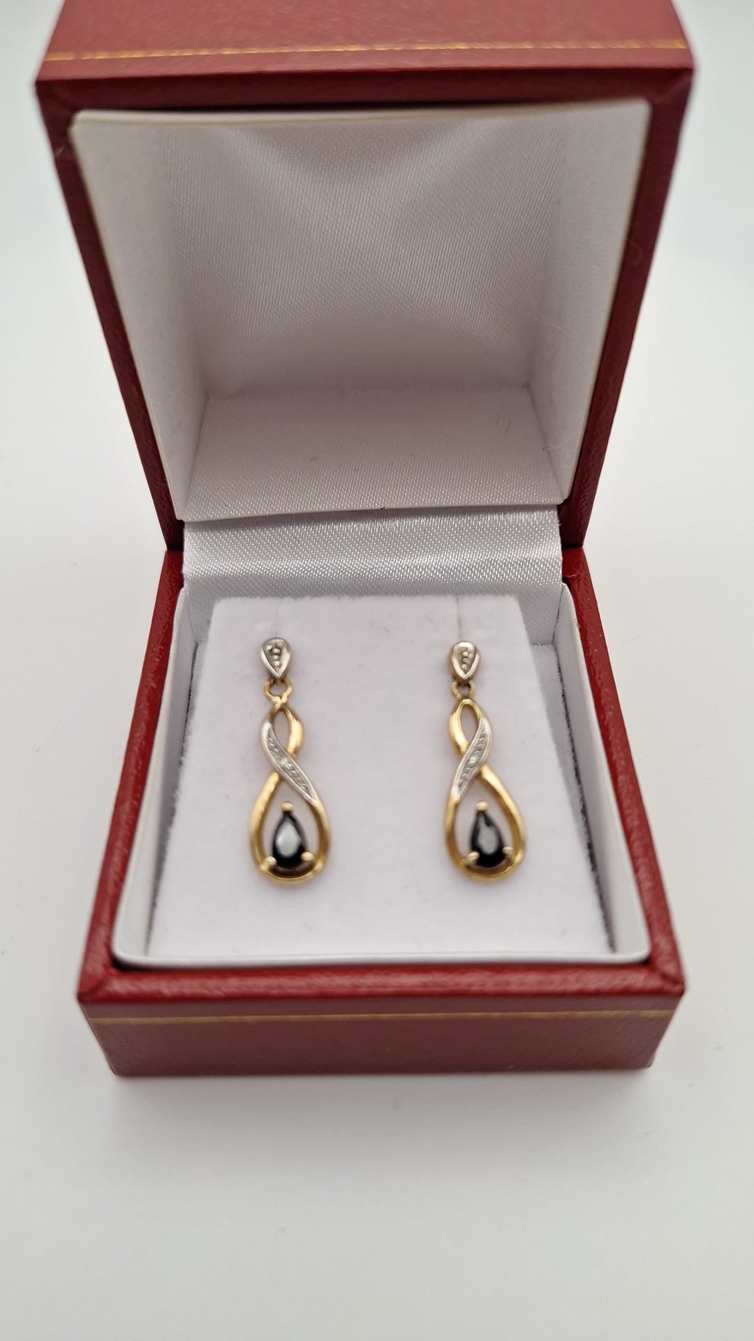 9ct Gold Sapphire Drops